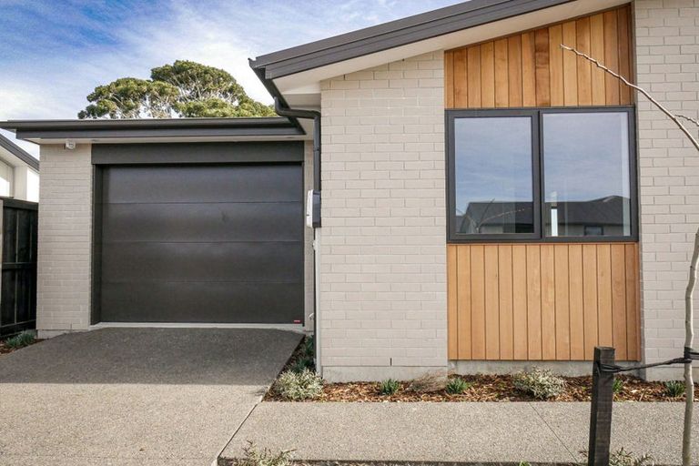 Photo of property in 24 Kekewai Place, Halswell, 8025