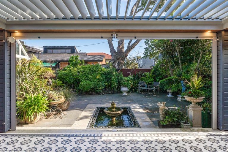 Photo of property in 1/3 Morrow Avenue, Bucklands Beach, Auckland, 2012