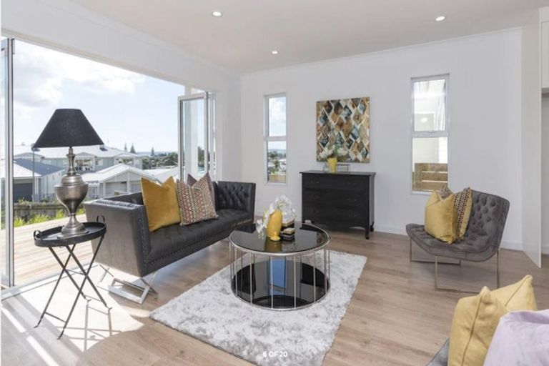 Photo of property in 59 Millennial Way, Orewa, 0931