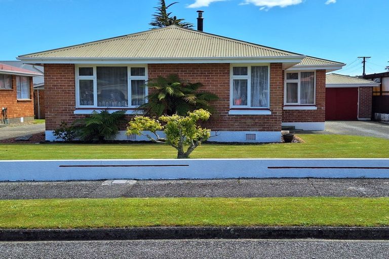 Photo of property in 92 Sinnott Road, Greymouth, 7805