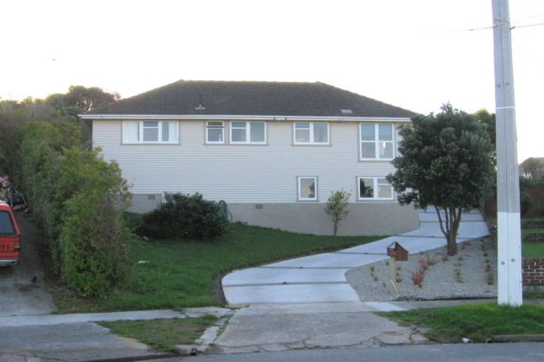 Photo of property in 15 Muturangi Grove, Elsdon, Porirua, 5022