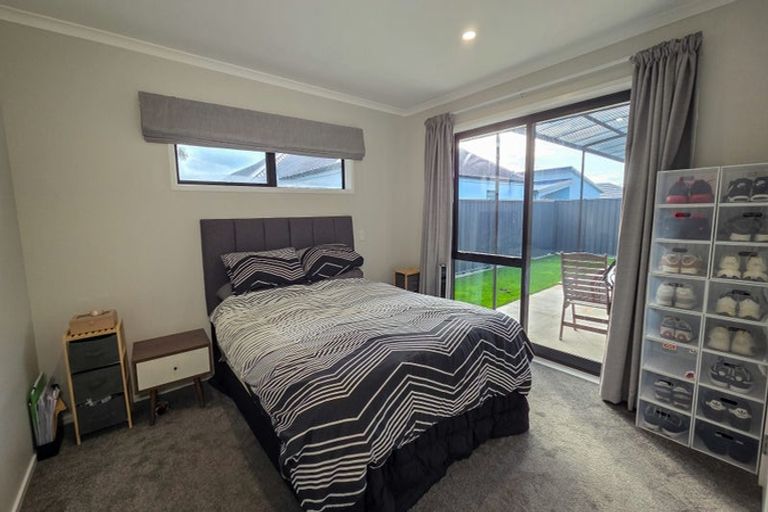 Photo of property in 24 Rangataiki Place, Te Awa, Napier, 4110