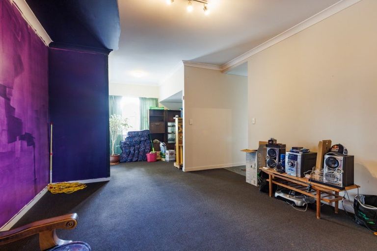 Photo of property in 12/14 High Street, Marton, 4710