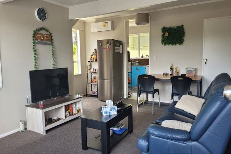 Photo of property in 264p Grounsell Crescent, Belmont, Lower Hutt, 5010