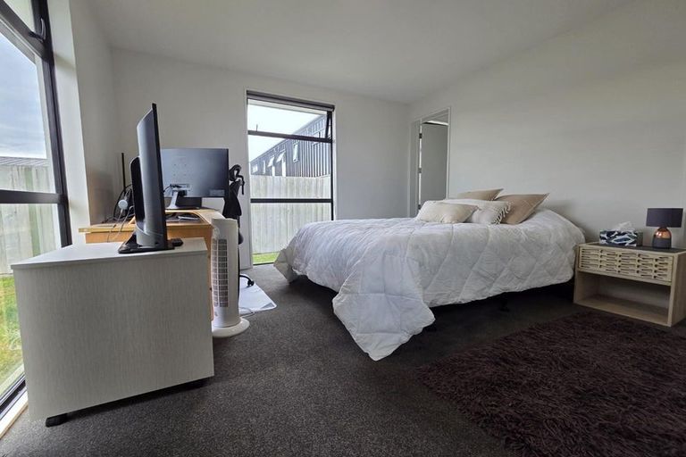 Photo of property in 167 Marine Parade, New Brighton, Christchurch, 8083