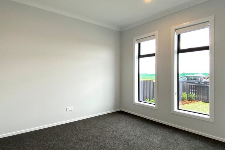 Photo of property in 9 Carronade Street, Papamoa Beach, Papamoa, 3118