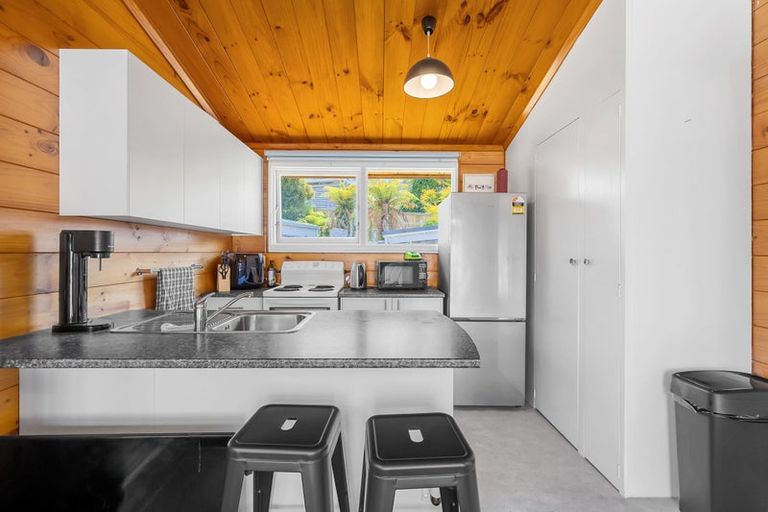 Photo of property in 10 Liston Avenue, Hilltop, Taupo, 3330