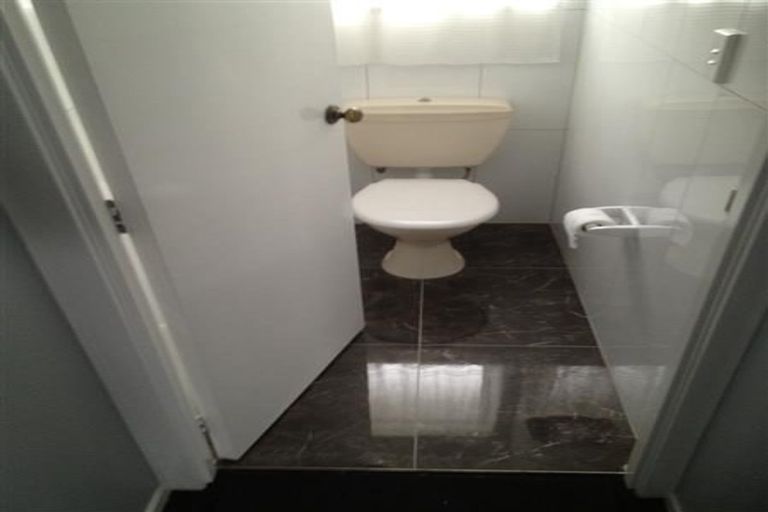 Photo of property in 71 Marendellas Drive, Bucklands Beach, Auckland, 2014