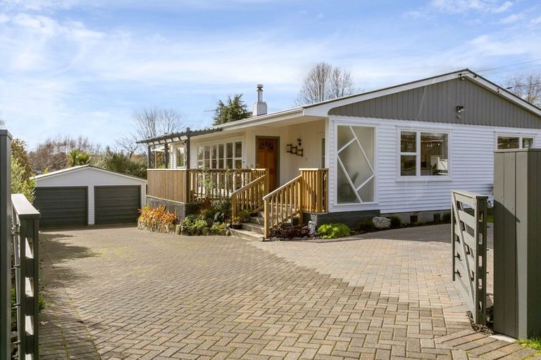 Photo of property in 62 Matuku Street, Two Mile Bay, Taupo, 3330