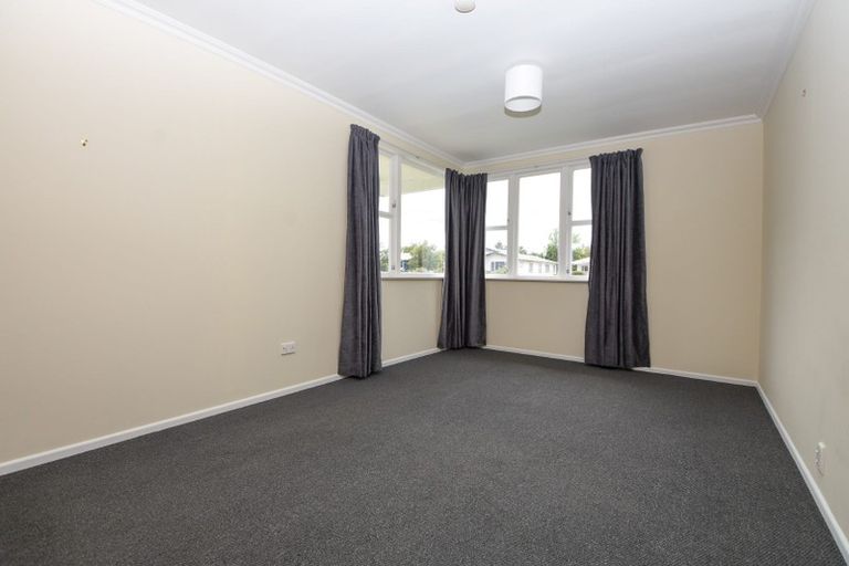 Photo of property in 18 Taverner Street, Carterton, 5713