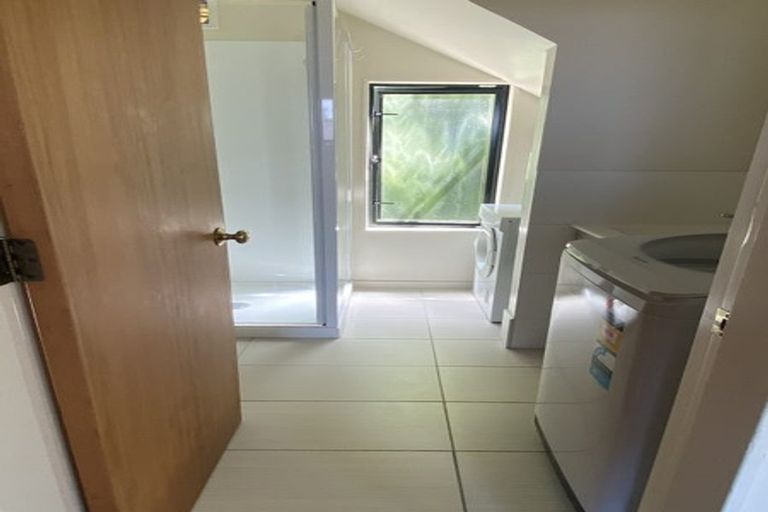 Photo of property in 13a Upper Lewisville Terrace, Thorndon, Wellington, 6011