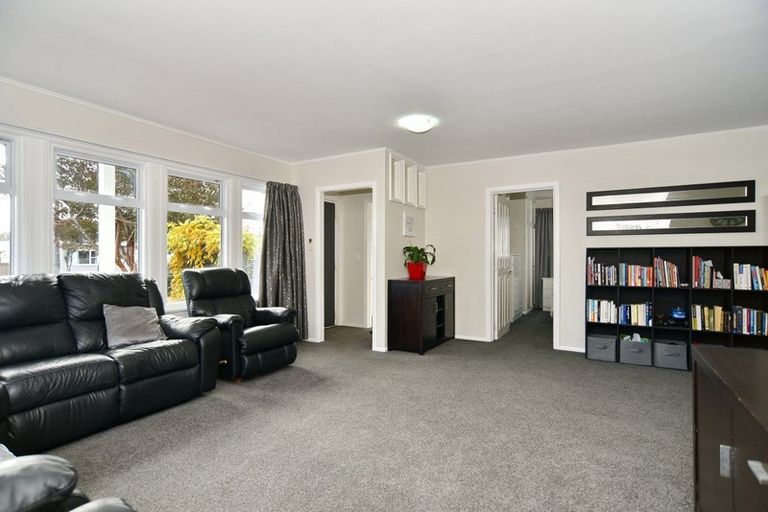 Photo of property in 30 Corson Avenue, Beckenham, Christchurch, 8023