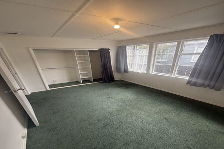 Photo of property in 19 Collett Street, Naenae, Lower Hutt, 5011