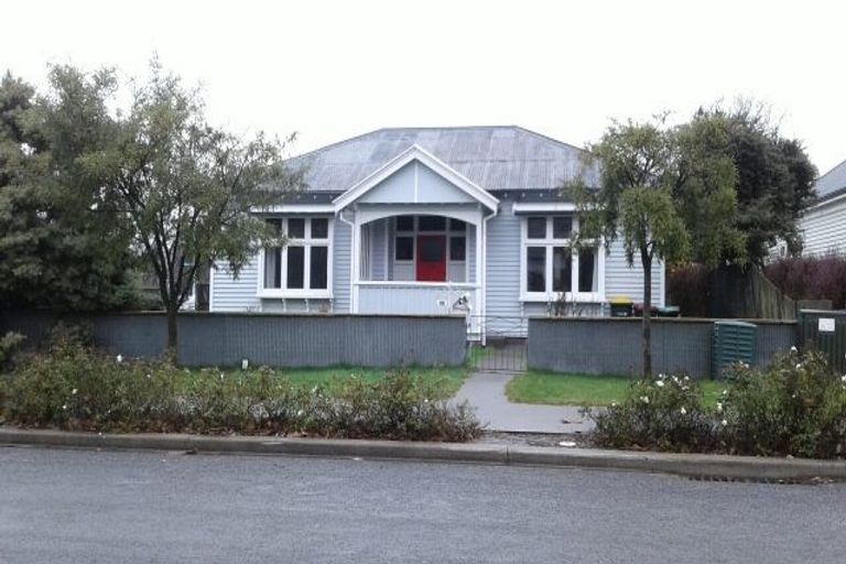 Photo of property in 70 Laurence Street, Waltham, Christchurch, 8023