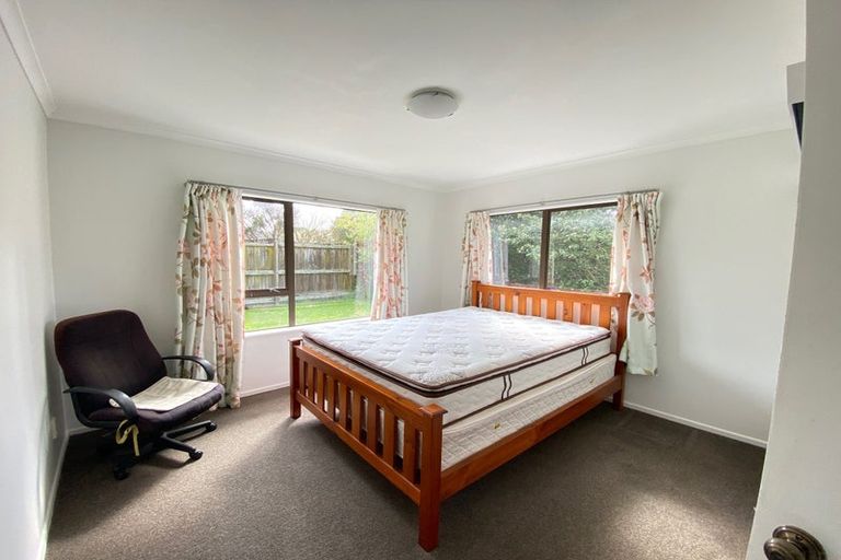 Photo of property in 6 Riesling Place, Henderson, Auckland, 0612