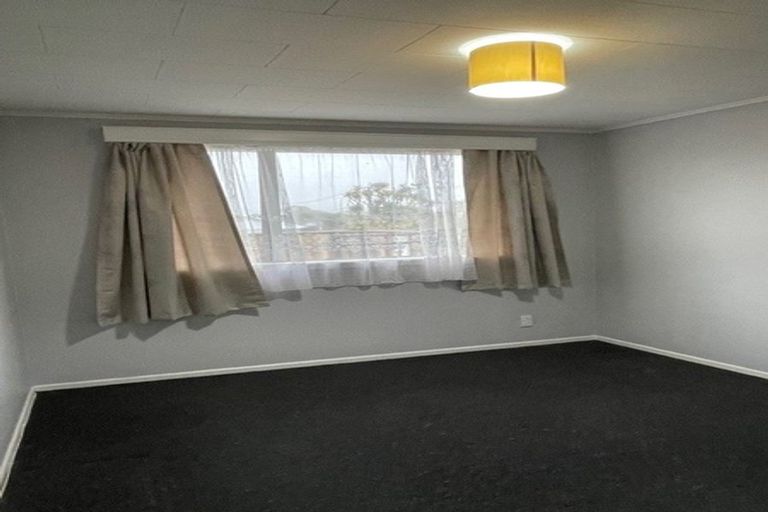 Photo of property in 2/8 Liverpool Street, Trentham, Upper Hutt, 5018