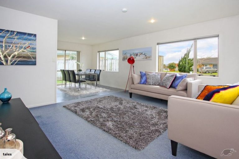 Photo of property in 19 Rebecca Rise, Weymouth, Auckland, 2103