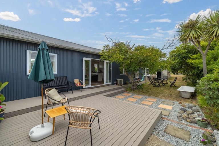 Photo of property in 17 Tovey Street, New Brighton, Christchurch, 8061