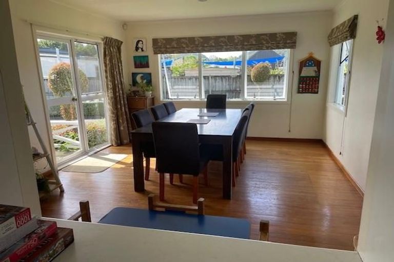 Photo of property in 16 Monument Road, Clevedon, Papakura, 2582