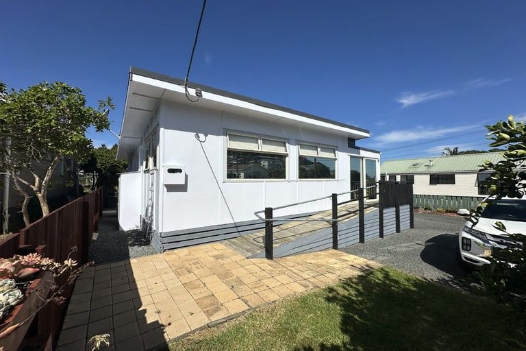 Photo of property in 12 Shoebridge Crescent, Ngunguru, Whangarei, 0173