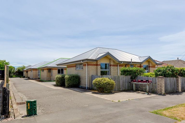 Photo of property in 103 Gilberthorpes Road, Hei Hei, Christchurch, 8042