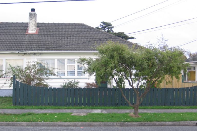 Photo of property in 66 Durham Crescent, Fairfield, Lower Hutt, 5011