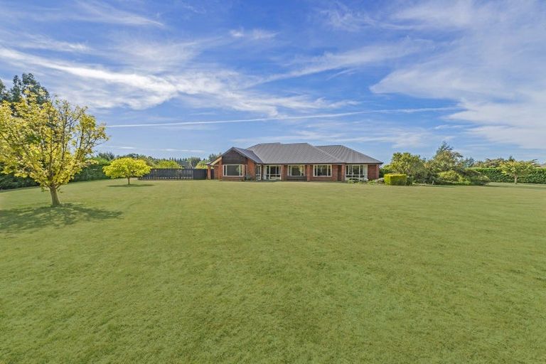 Photo of property in 21 Churchlea Place, Darfield, 7510