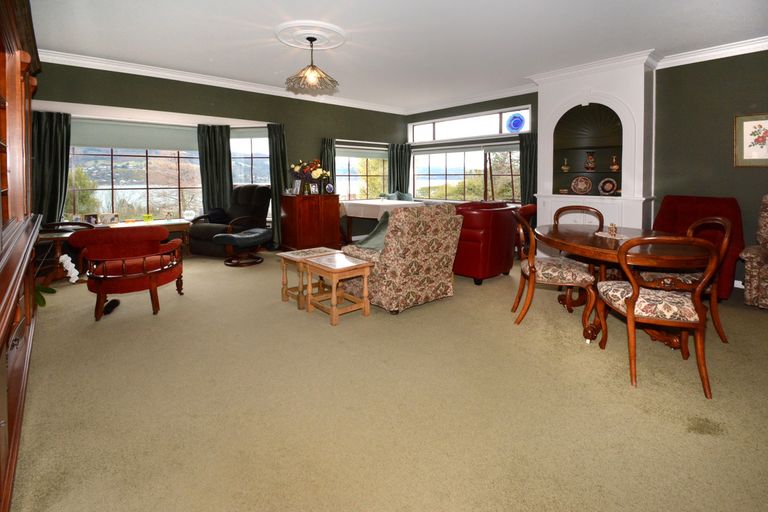 Photo of property in 4a Saint Ronans Road, Macandrew Bay, Dunedin, 9077