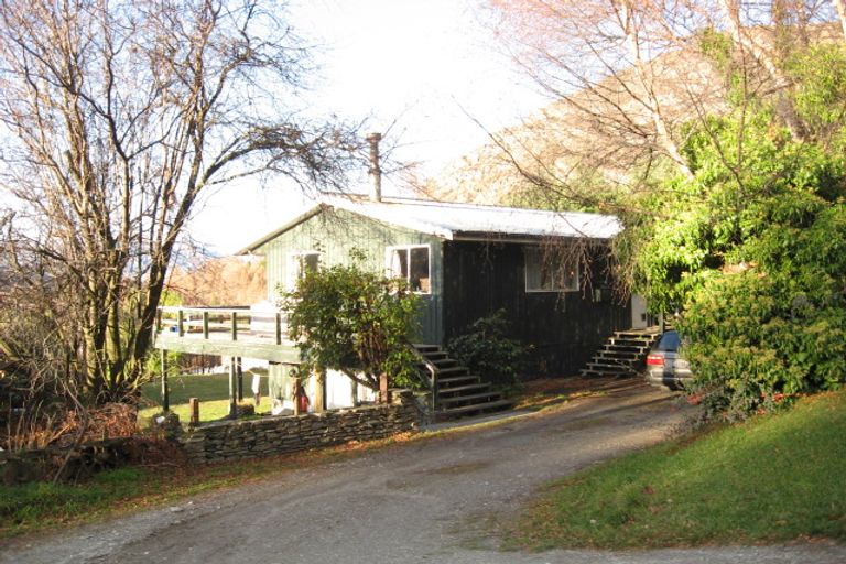 Photo of property in 34 Mcchesney Road, Arthurs Point, Queenstown, 9371