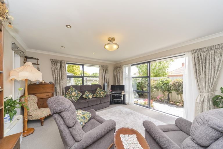 Photo of property in 53a Limbrick Street, Terrace End, Palmerston North, 4410