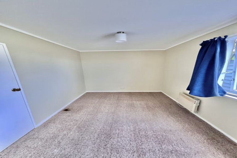 Photo of property in 2/51 Rajkot Terrace, Broadmeadows, Wellington, 6035