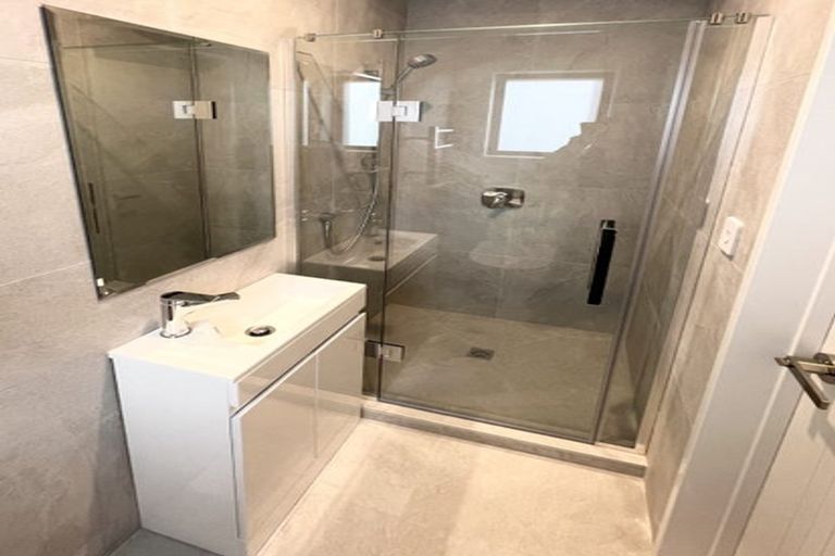 Photo of property in 107b Bond Crescent, Forrest Hill, Auckland, 0620