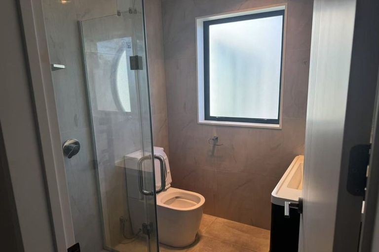 Photo of property in 1 Sager Midgley Road, Hobsonville, Auckland, 0616