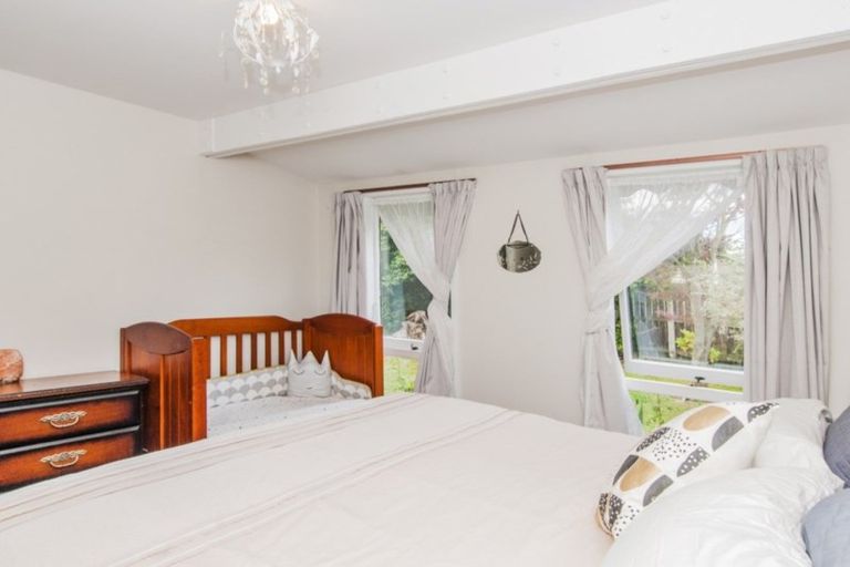 Photo of property in 2/337 Hendersons Road, Hoon Hay, Christchurch, 8025