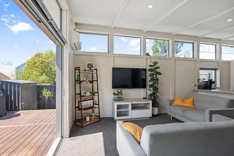 Photo of property in 2/87 Warrington Street, Mairehau, Christchurch, 8013