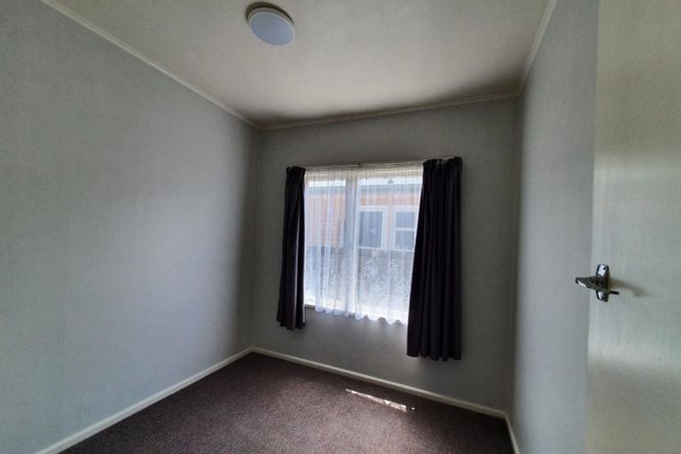 Photo of property in 27 Downing Avenue, Pirimai, Napier, 4112