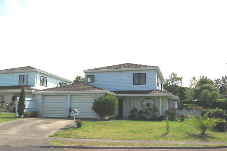 Photo of property in 1/45 Centorian Drive, Windsor Park, Auckland, 0632