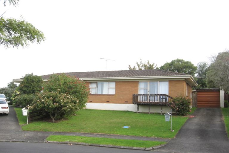 Photo of property in 1/23 Liam Place, Half Moon Bay, Auckland, 2012