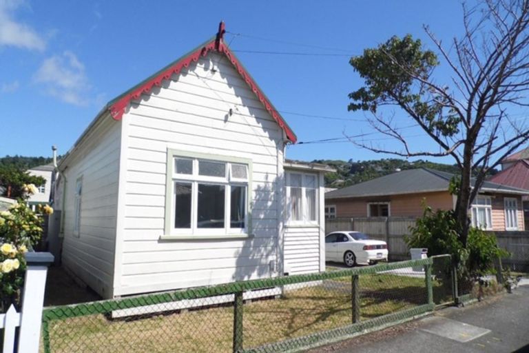 Photo of property in 53 Fitzherbert St Petone, Petone, Lower Hutt, 5012