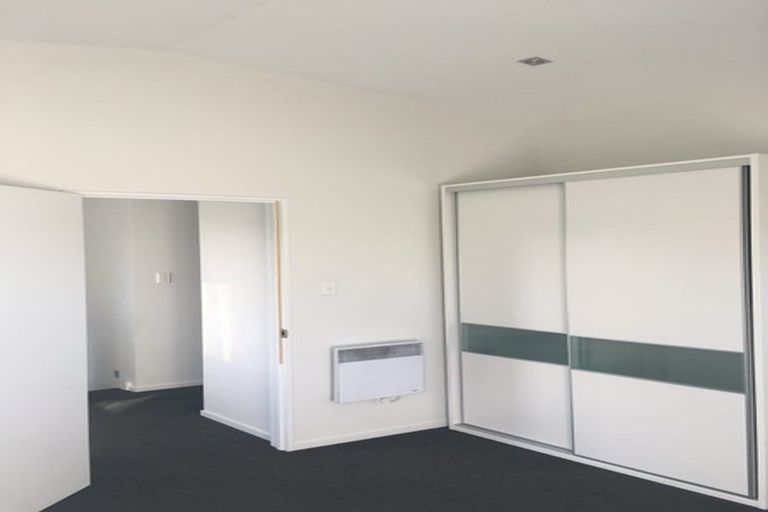 Photo of property in 200 Lincoln Road, Addington, Christchurch, 8024