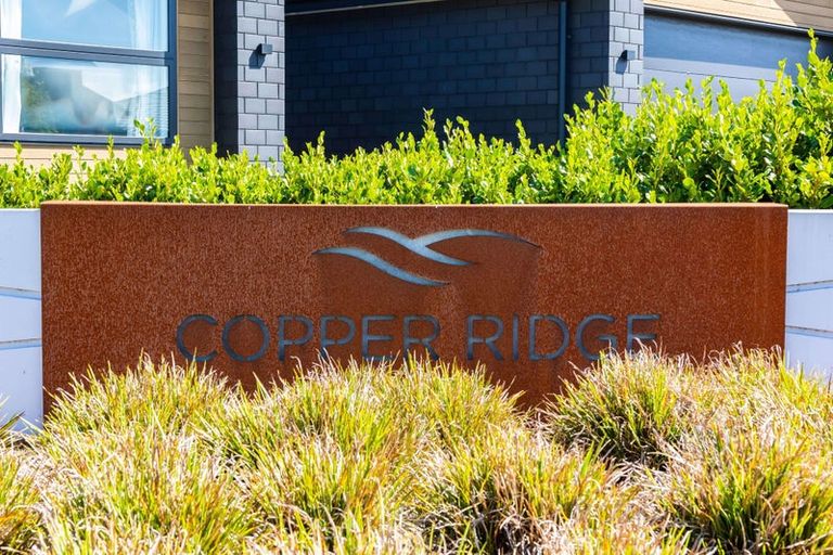 Photo of property in 32 John Holmes Road, Halswell, 8025