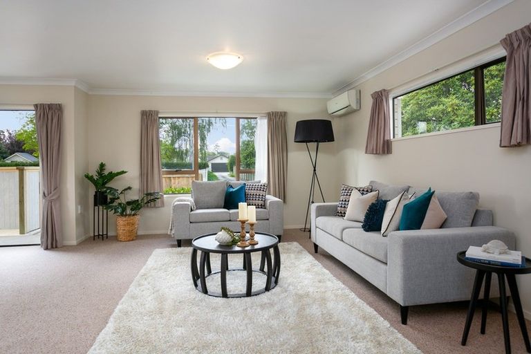 Photo of property in 16 Grey Street, Cambridge, 3434