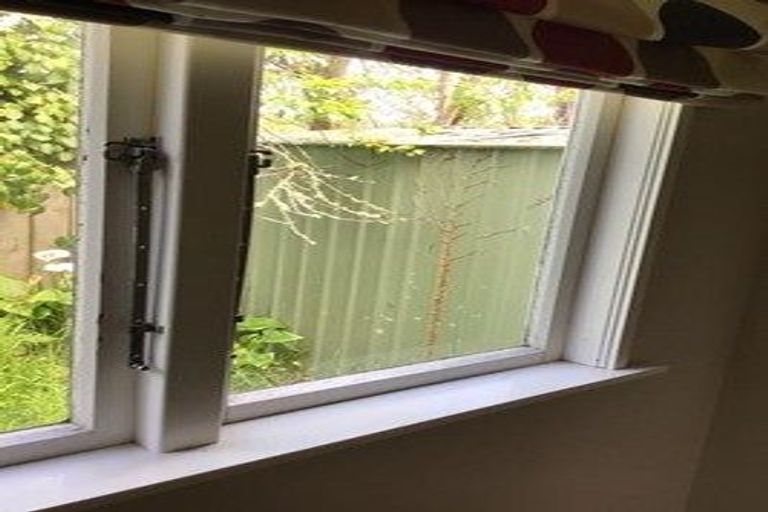 Photo of property in 63 Puriri Road, Waikanae, 5036