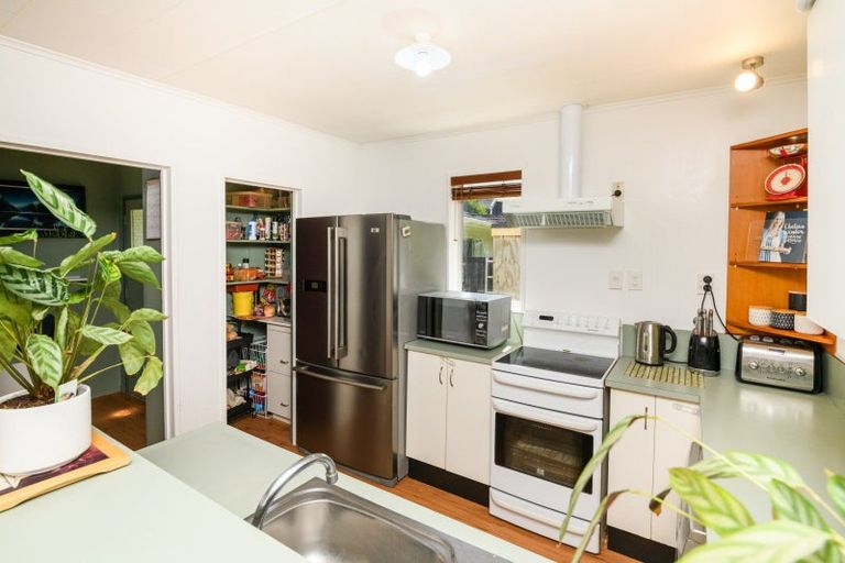 Photo of property in 74 Buick Crescent, Awapuni, Palmerston North, 4412
