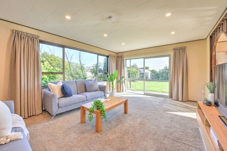 Photo of property in 37 Brydone Street, Edendale, 9825