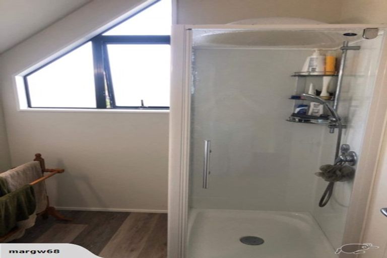 Photo of property in 1/72 Waiwhetu Road, Waiwhetu, Lower Hutt, 5010