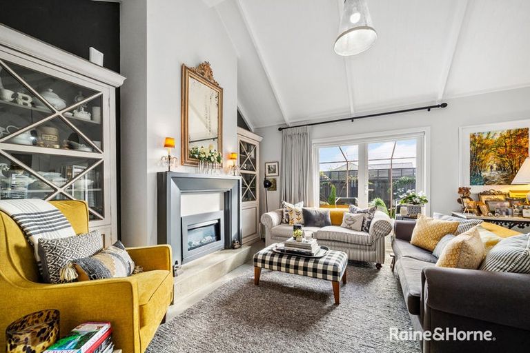 Photo of property in 52a Cologne Street, Martinborough, 5711