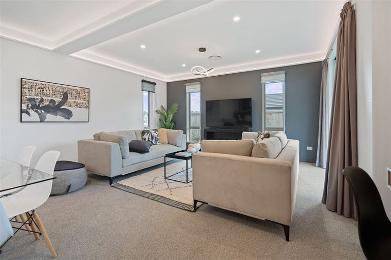 Photo of property in 5 Fox Lane, Rolleston, 7615