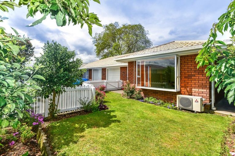 Photo of property in 4/7 Dilworth Street, Riccarton, Christchurch, 8011