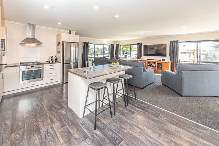 Photo of property in 24 Poynter Place, Gonville, Whanganui, 4501